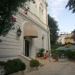 *** Hotel Delle Rose Italia